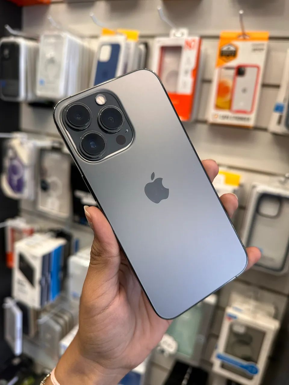 iPhone 13 Pro - 256GB - Foto 2