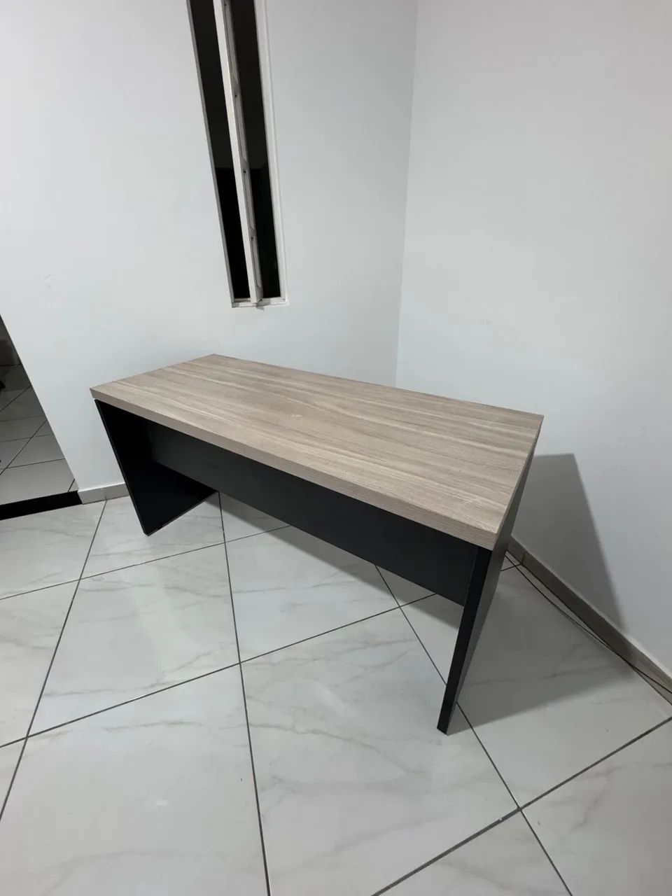 Mesa de Escritório com Gaveteiro  - Foto 2