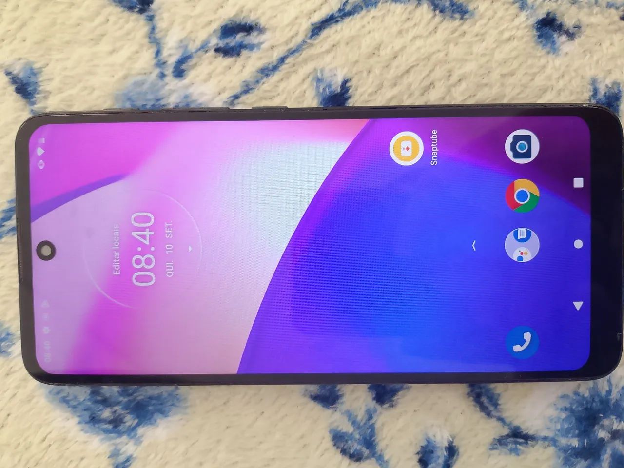 Vendo celular moto E40