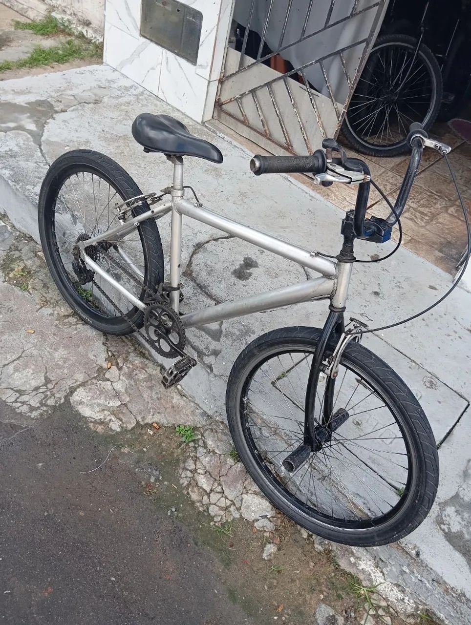 Bike alumínio top , pegar e andar