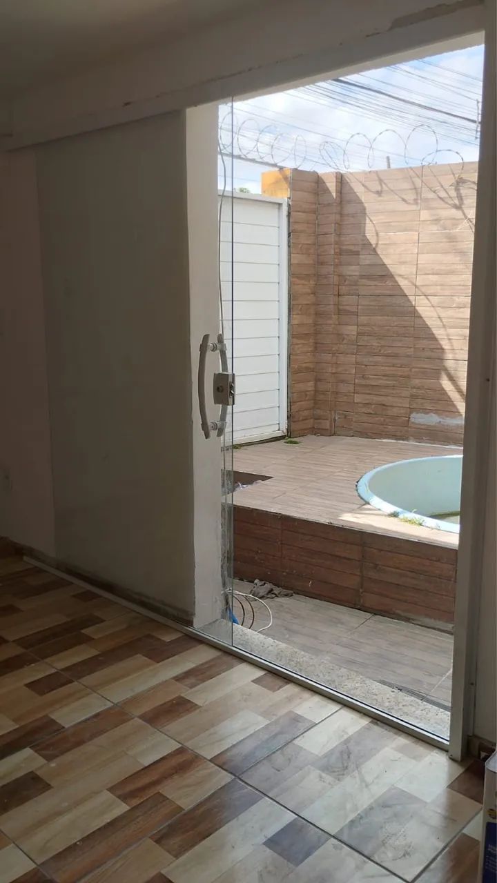 Alugo CASA COM ÓTIMA LOCAÇÃO E PISCINA  - Foto 3