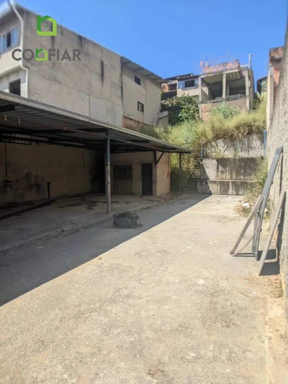GALPÃO PARA ALUGUEL - 360m² Bairro Ouro Minas bh