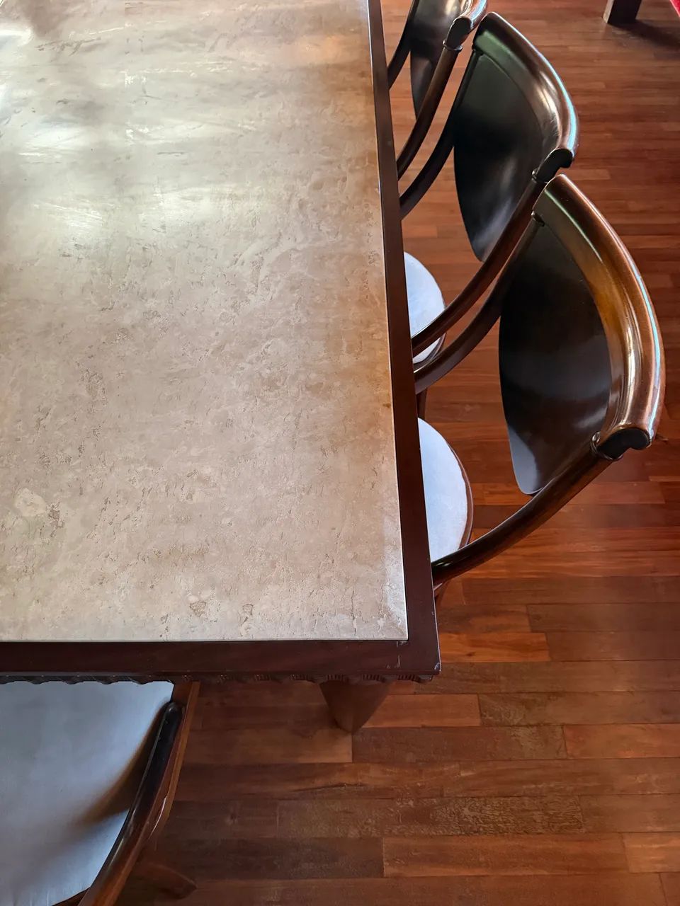 Mesa de marmore com 8 cadeiras - Foto 3