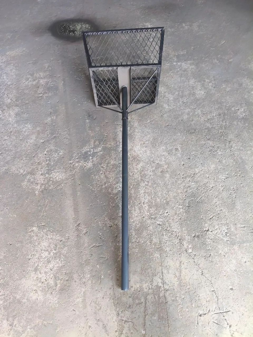 Vende-se lixeira de calçada  - Foto 2
