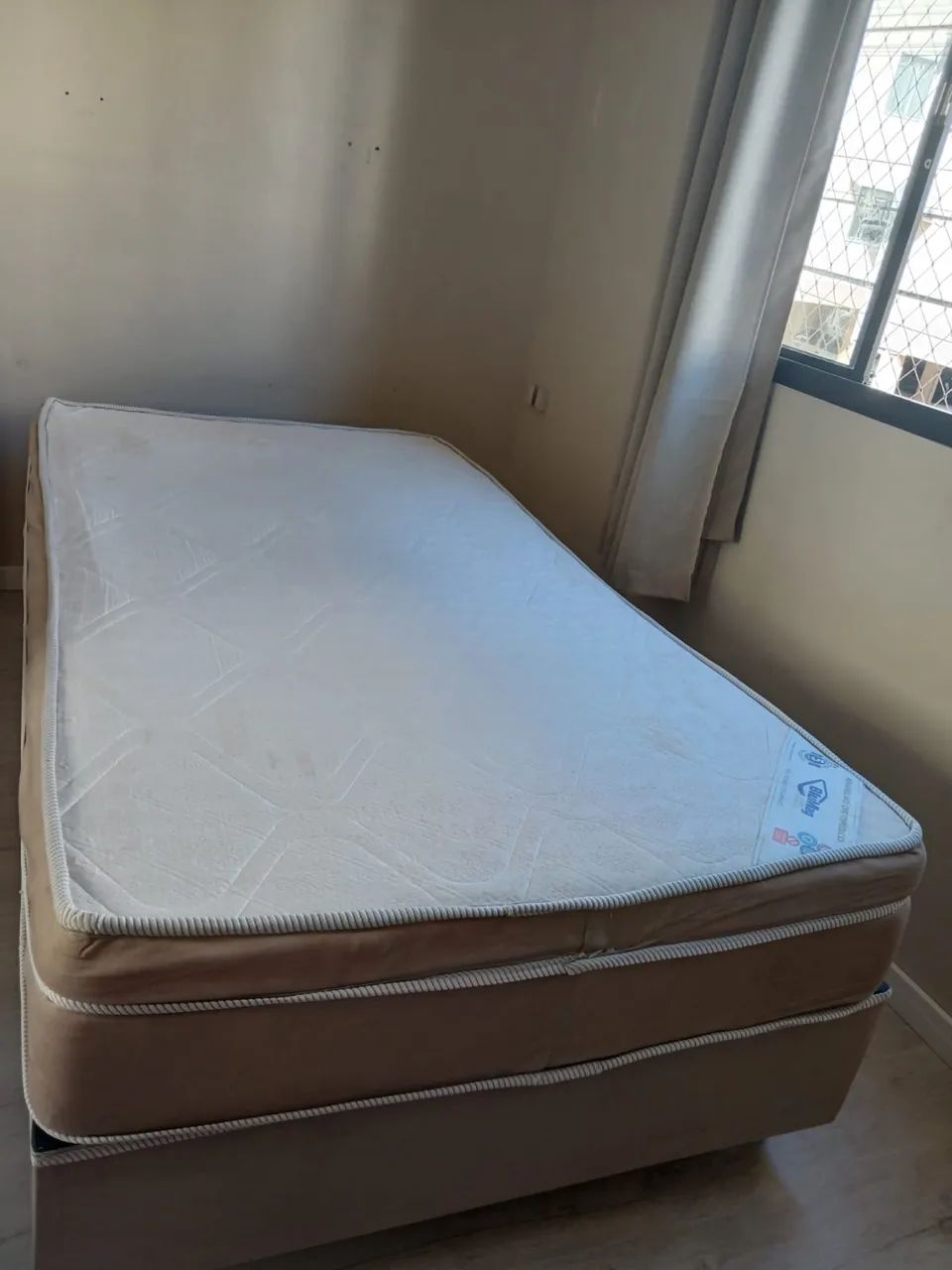 Cama Box Solteirão/ Viúvo com Pillowtop e Saia - Foto 3