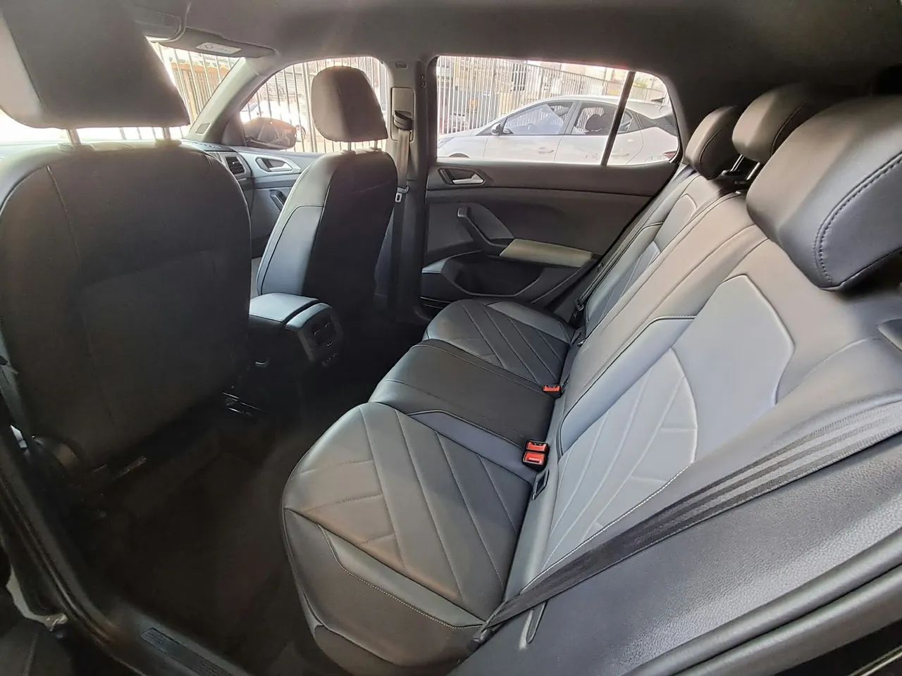 Volkswagen T-Cross Comfortline 1.0 TSI Flex 5P Aut., foto 5 de 10