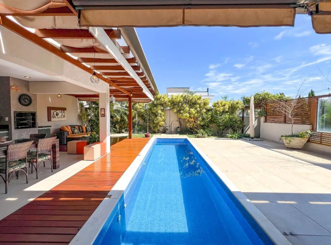 Sobrado à venda em Campinas, Swiss Park, com 4 quartos, com 313 m²