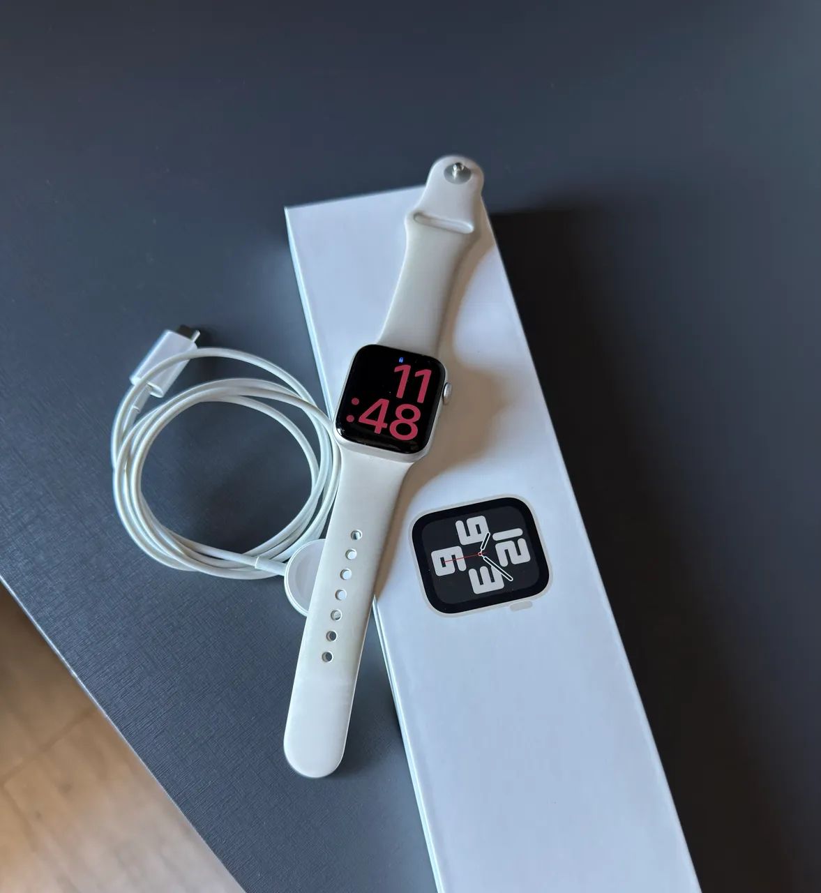 Apple Watch SE(2 geração)- Starlight 40mm