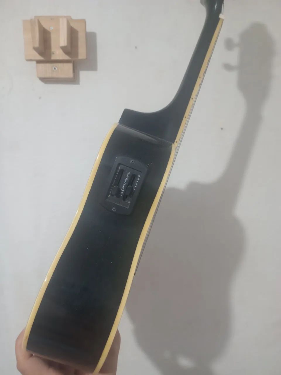 Vendo cavaquinho eletro  - Foto 2