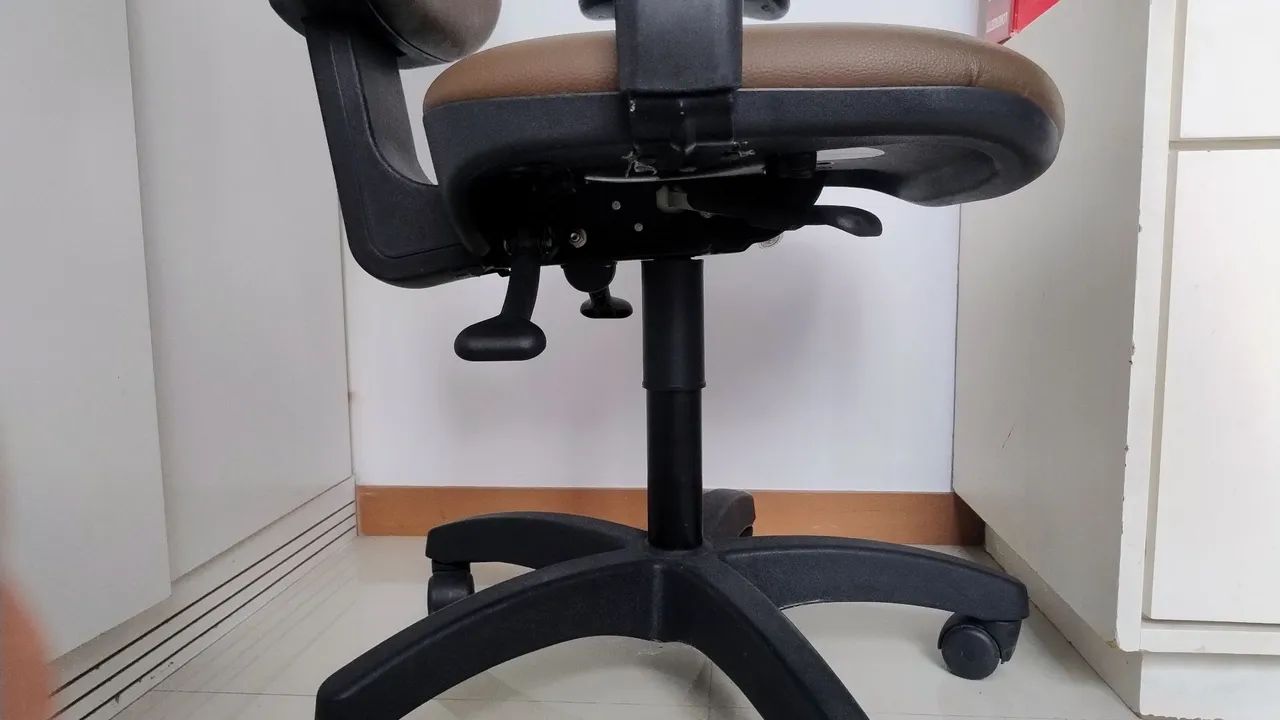 Cadeira de escritório  - Foto 4
