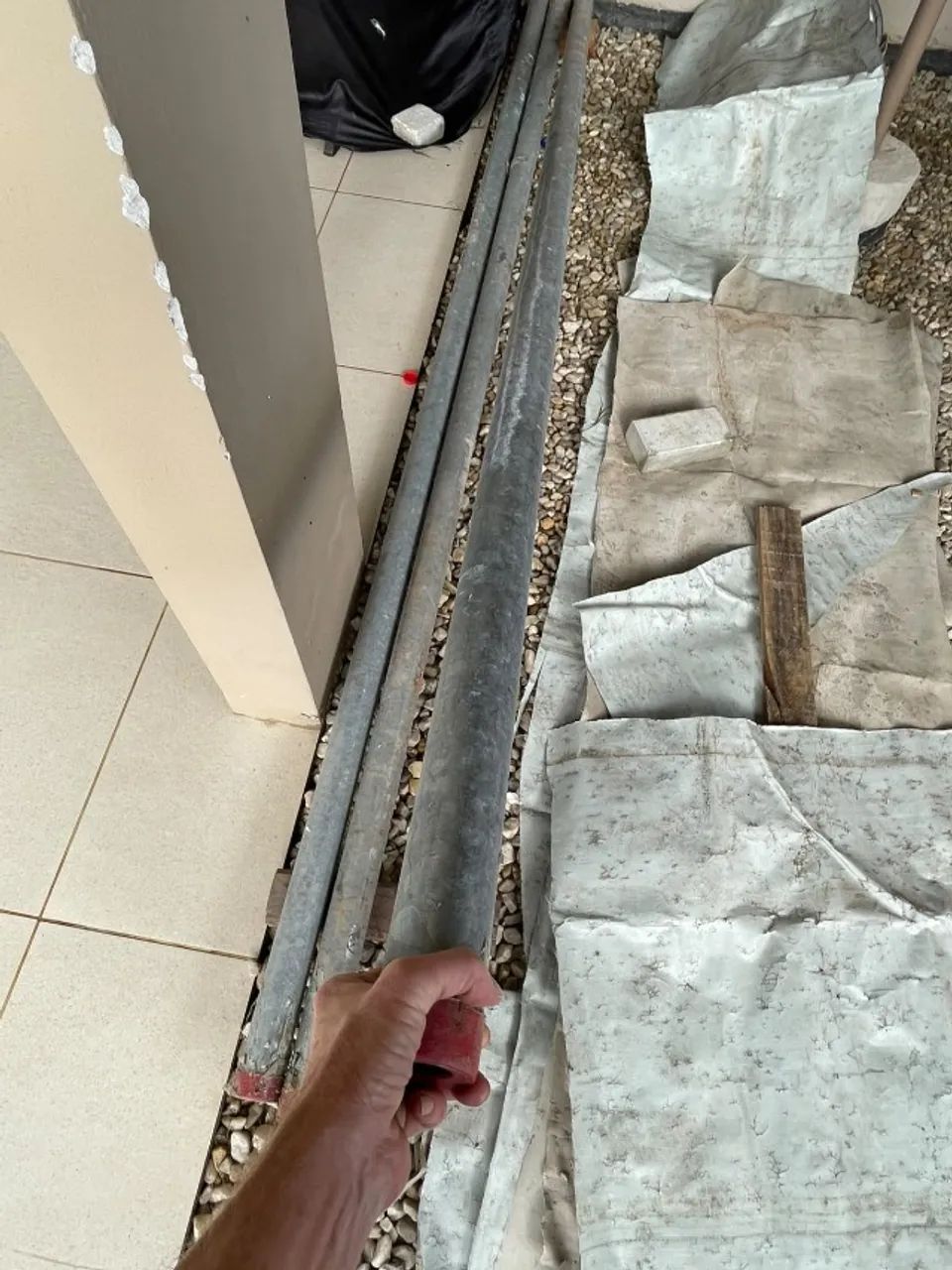 Barra de cano galvanizado de 2 polegadas (50,80) com 3metros cada e  rosca nas duas pontas