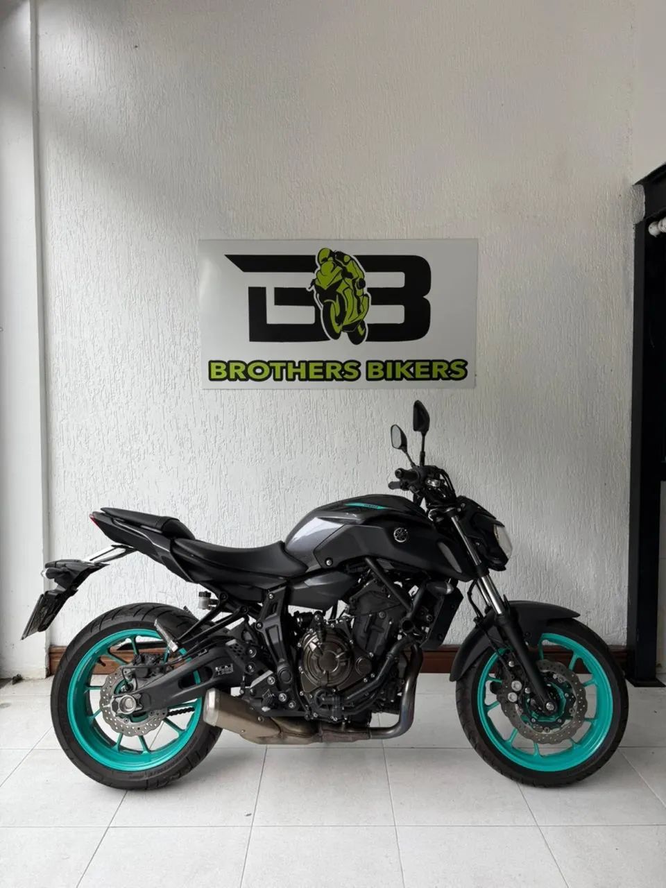 YAMAHA MT 07 - Foto 2
