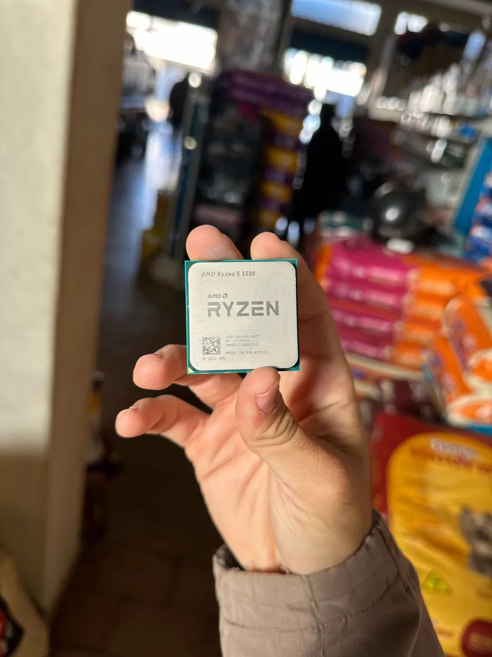 Ryzen  5 500 - Foto 2