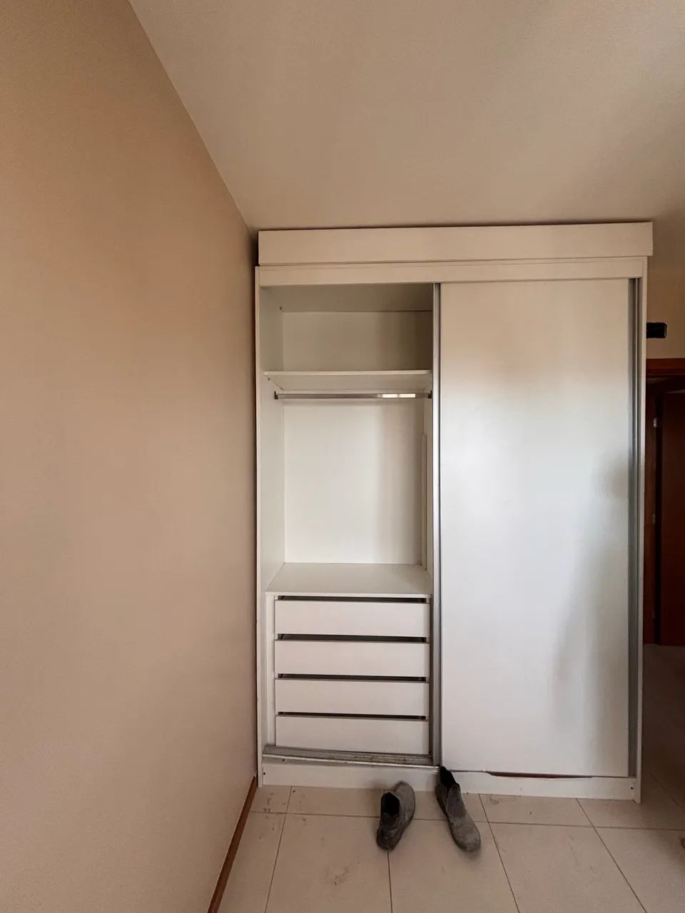 Guarda roupas  - Foto 3