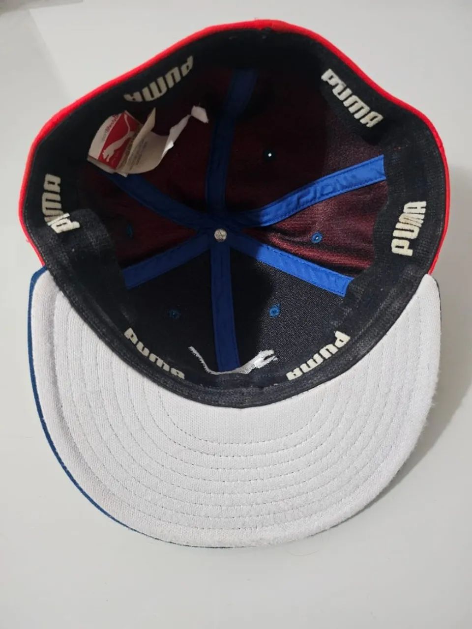 Boné Puma Original Flexfit Vermelho e Azul | Usado 1x - Foto 3