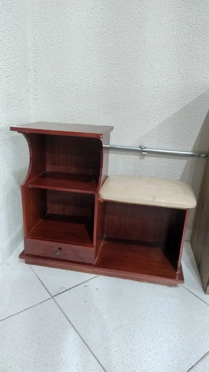 MESINHA VINTAGE COM BANCO