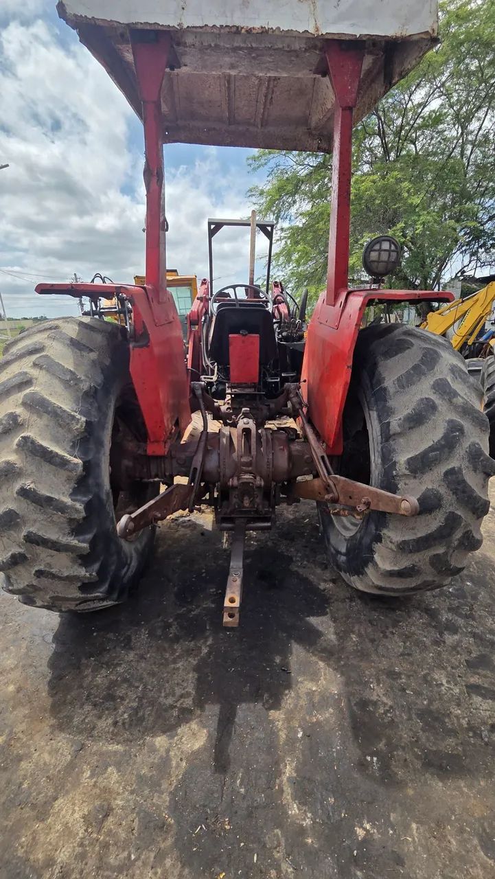 Trator Massey Ferguson 290 4x4 com Lâmina  - Foto 4