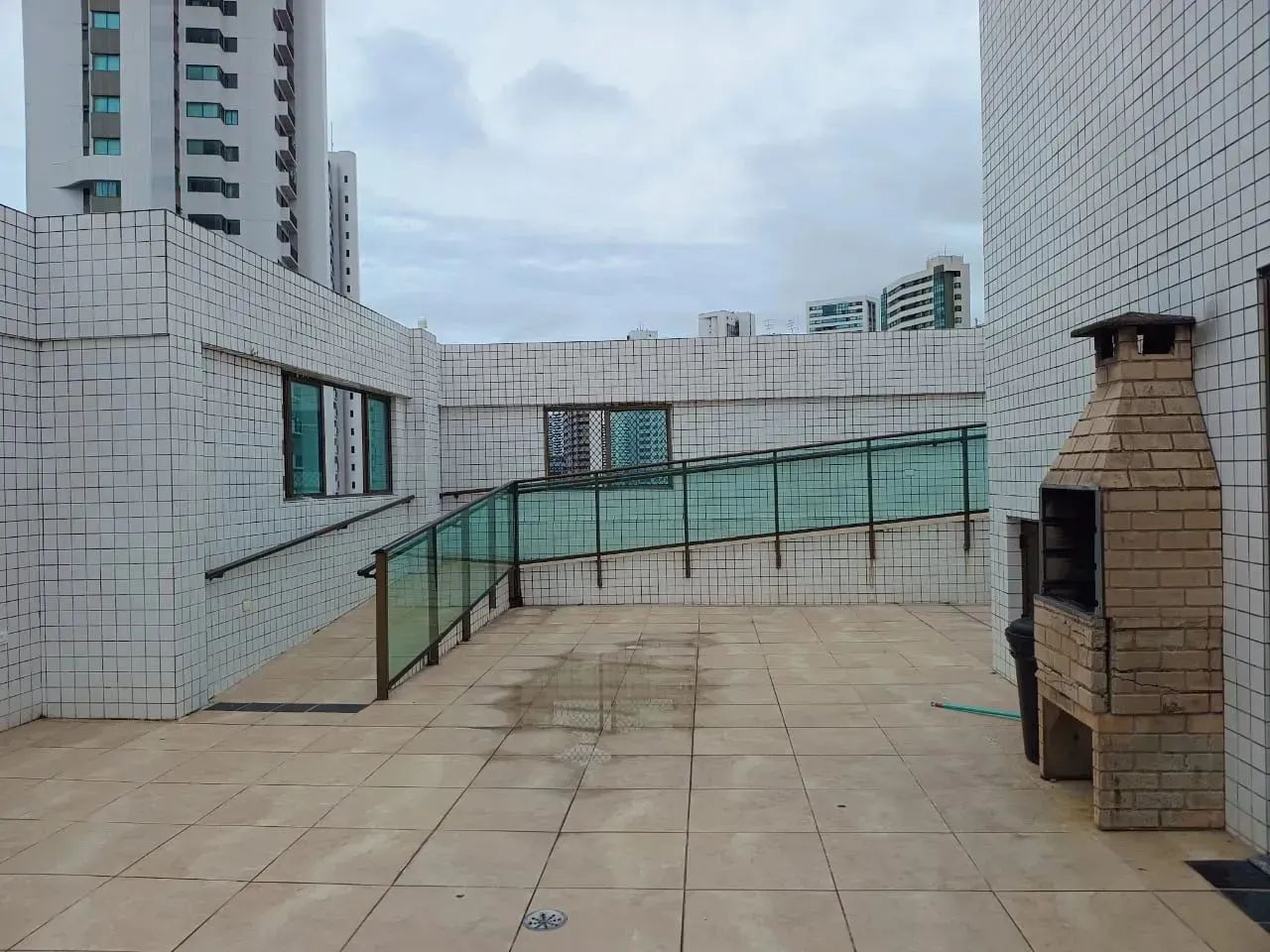 'Alugo apartamento  Boa viagem  - 2 Quartos. { - Foto 4