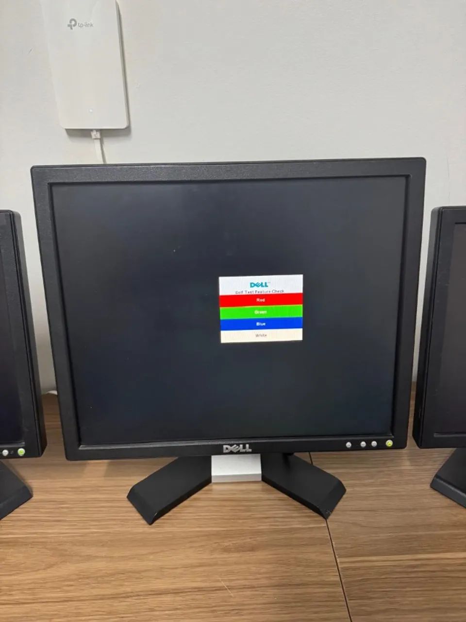 4 monitores Dell  - Foto 4