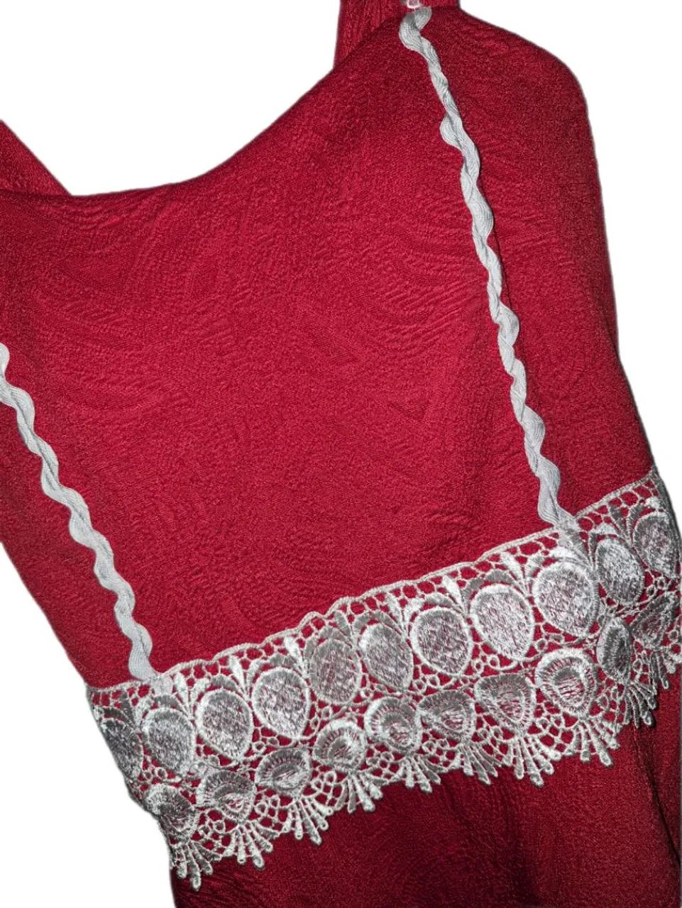Vestido Vermelho com Renda Branca | Peça Única - Foto 3