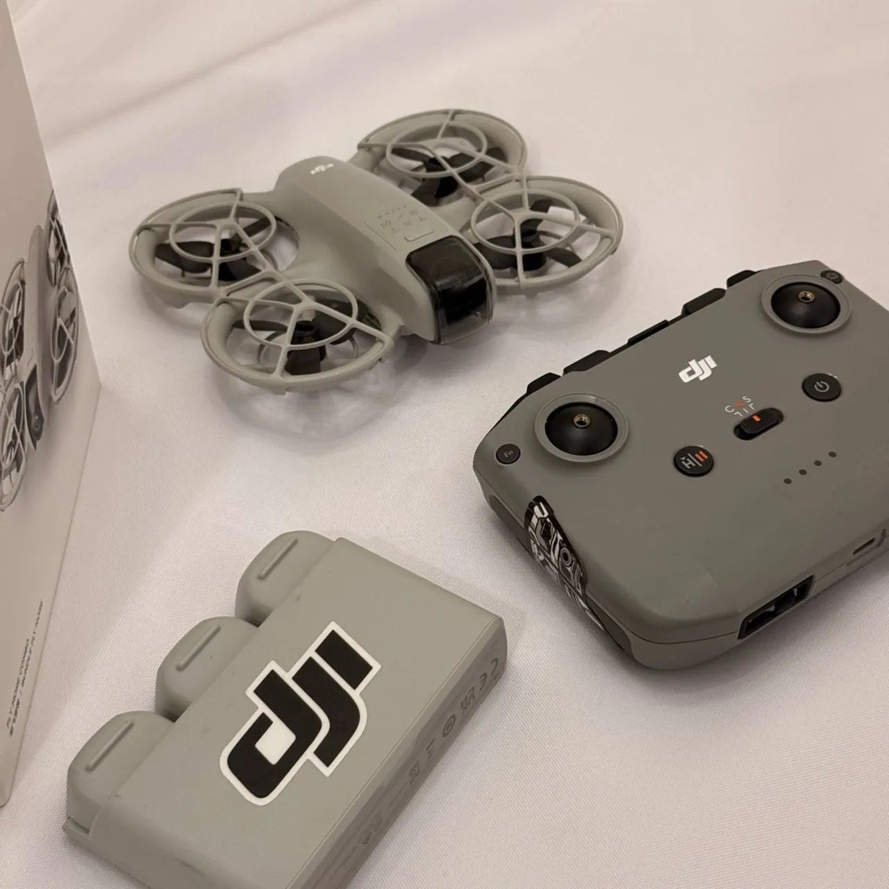 DRONE DJI NEO FLY MORE COMBO - Foto 5