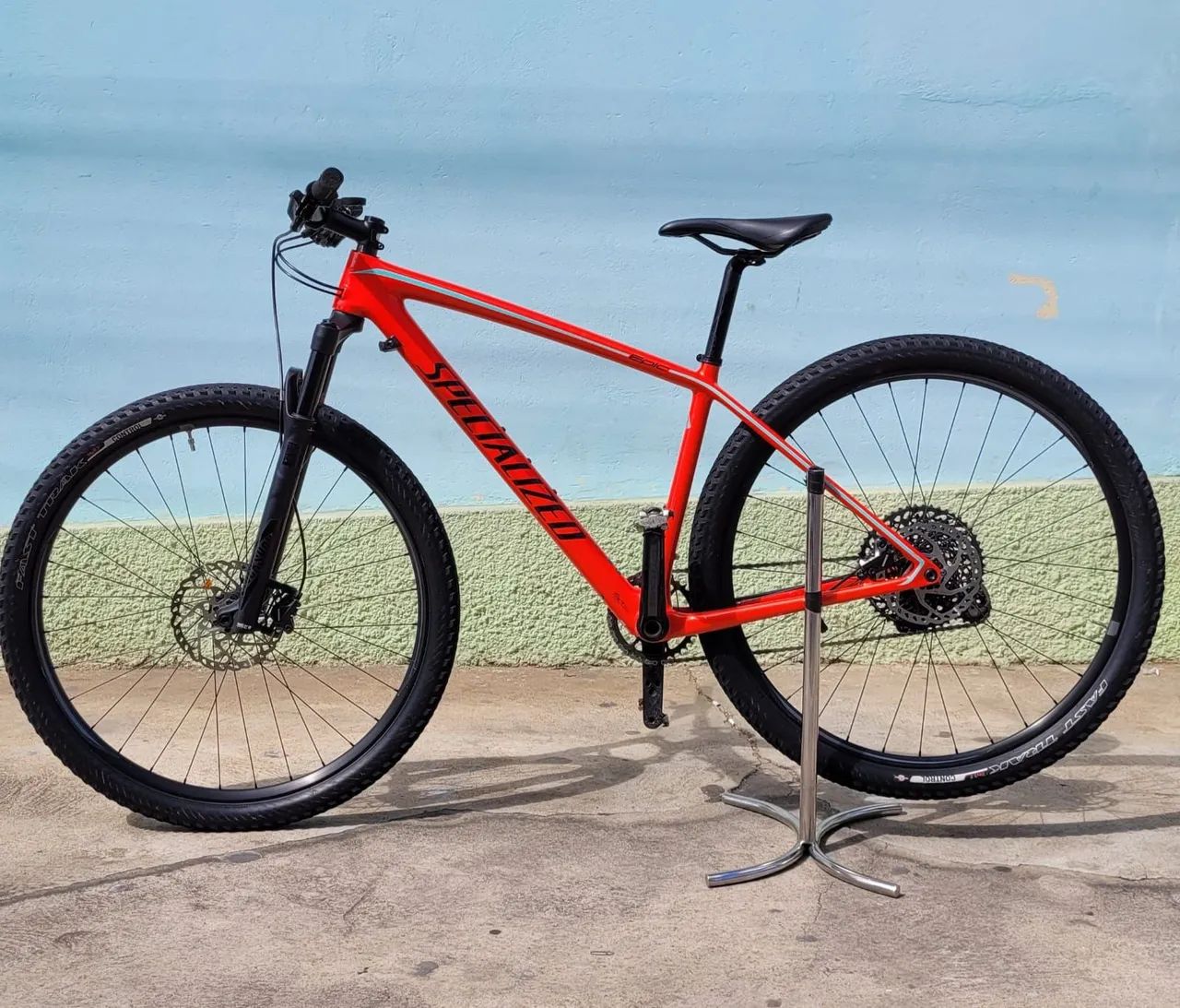 Bicicleta Specialized em Carbono