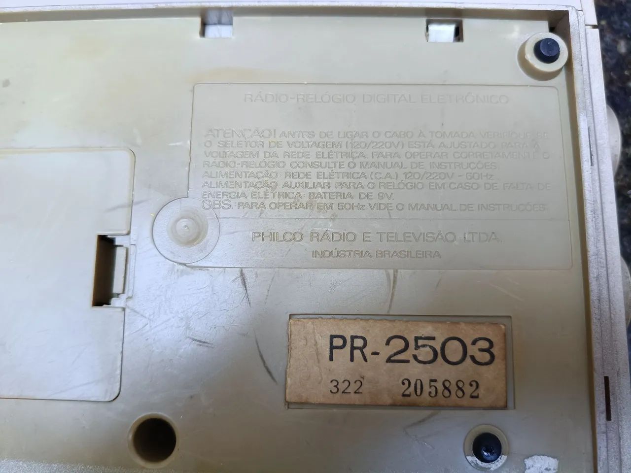 Rádio relógio digital Philco PR-2503. - Foto 5