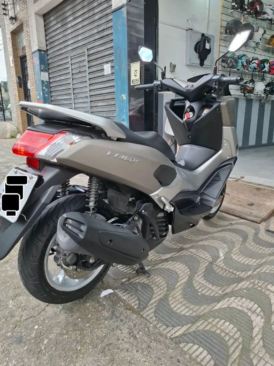 NMAX 160 ABS 2017 - Foto 2