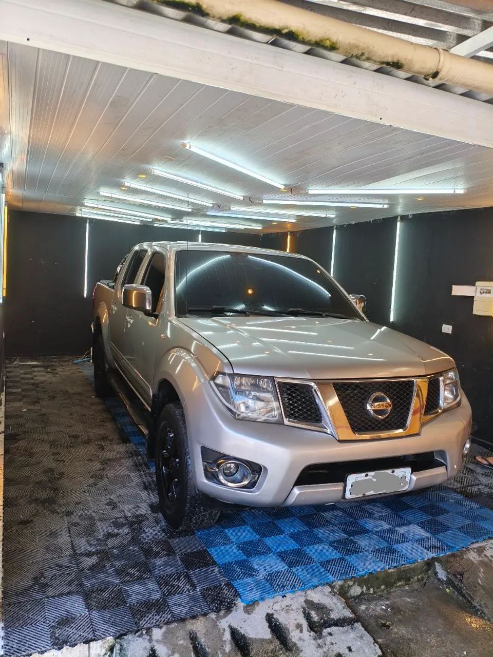 Nissan Frontier Frontier PLATINUM CD 4x4 2.5 TB Diesel 2014