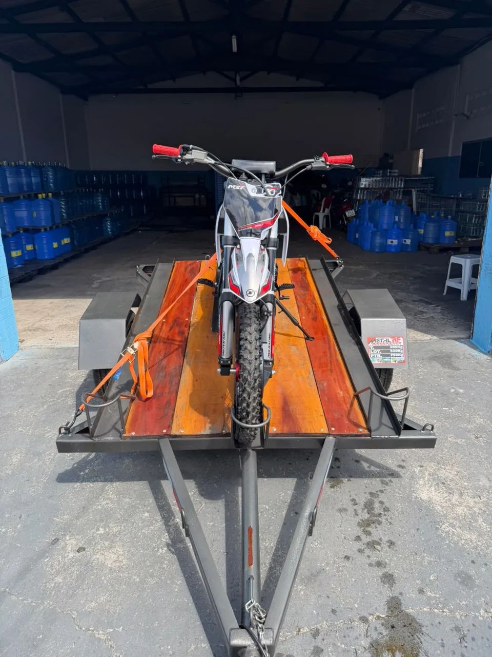 moto mxf 150cc com carrocinha - Foto 2