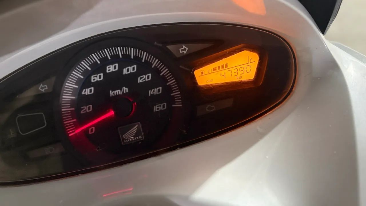 Pcx 2015 com mais de 15000 mil de multa e doc - Foto 5