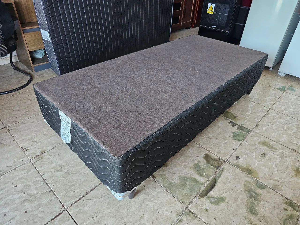 Cama box solteiro conservada Molas bonnell  - Foto 4