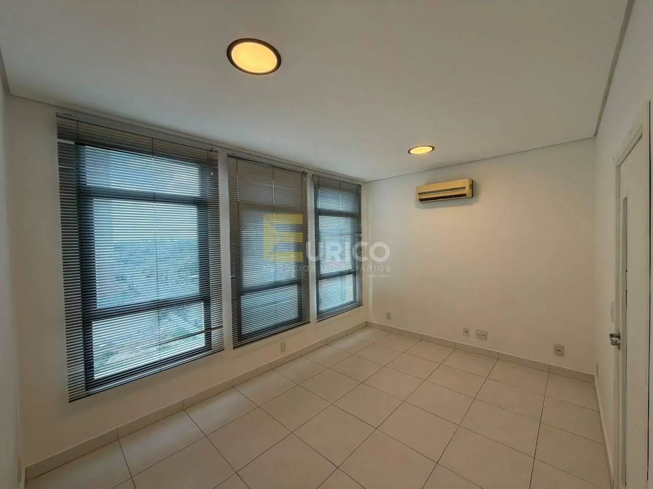 Sala para aluguel no Condomínio Empresarial Vértice em Valinhos/SP