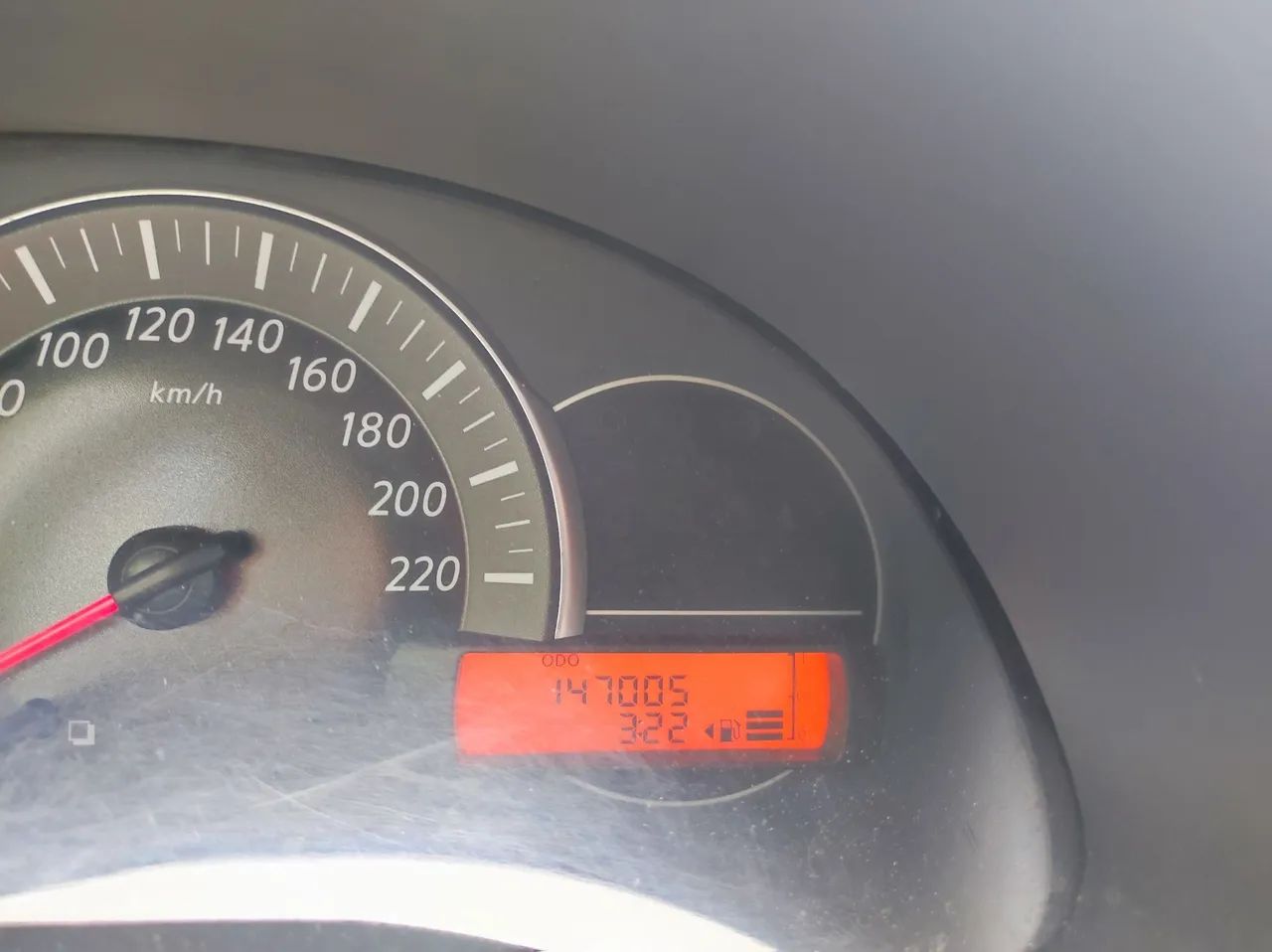 Nissan Versa 1.0 12V Flexstart 4P Mec. 2018 - Foto 4