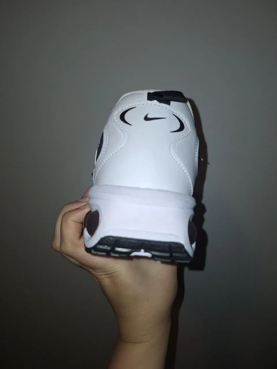 Nike Air Max Dn Branco/Preto/Laranja - Foto 3