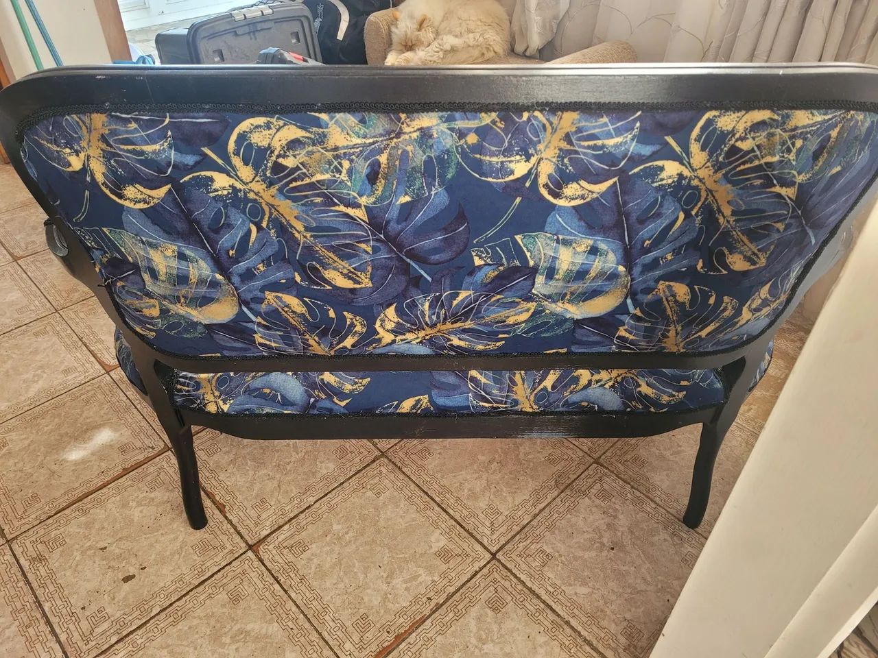 Sofa antigo provençal reformado - Foto 3