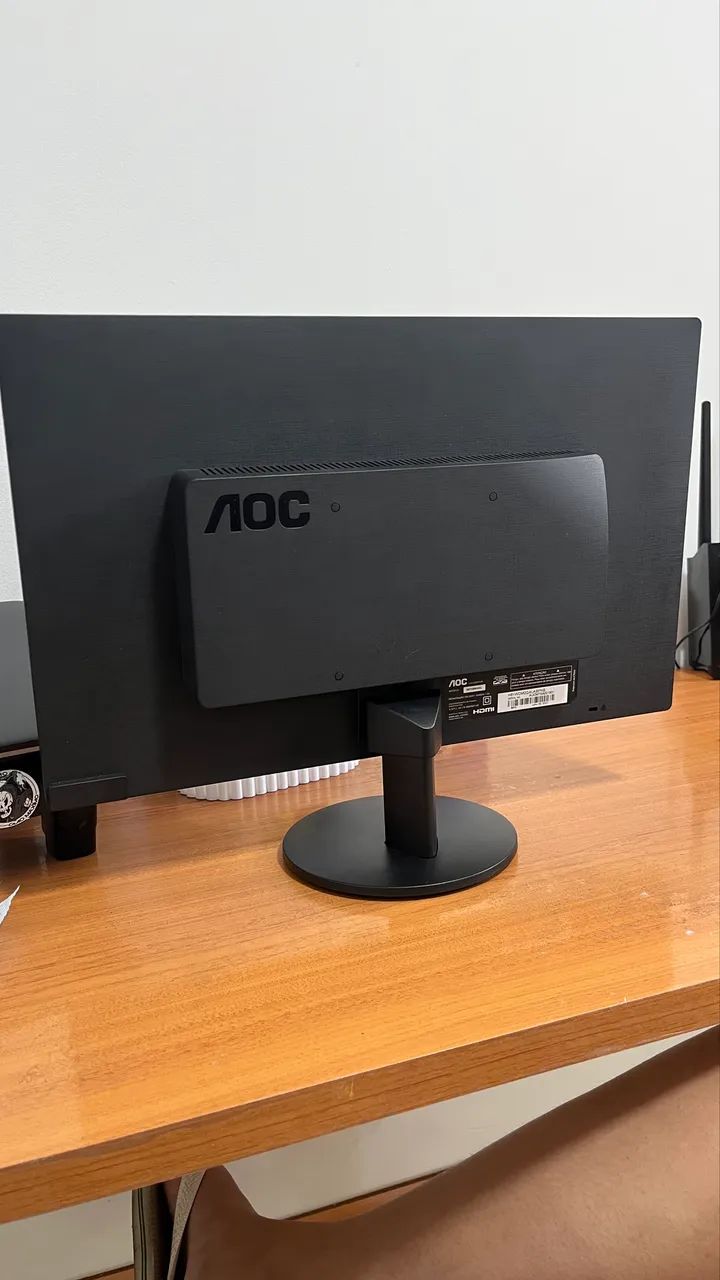 Monitor AOC 18,5? LED HD - E970SWHNL - Foto 3