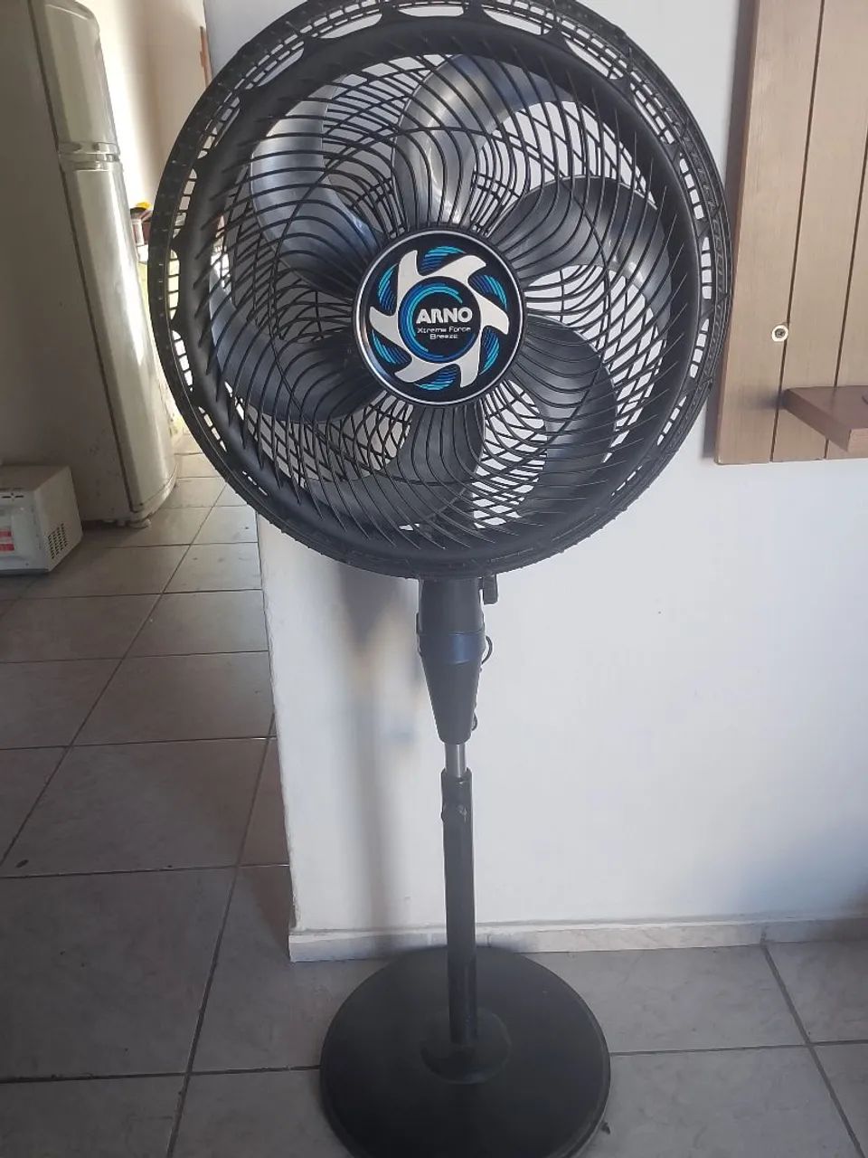 Ventilador Arno 40cm coluna  - Foto 3