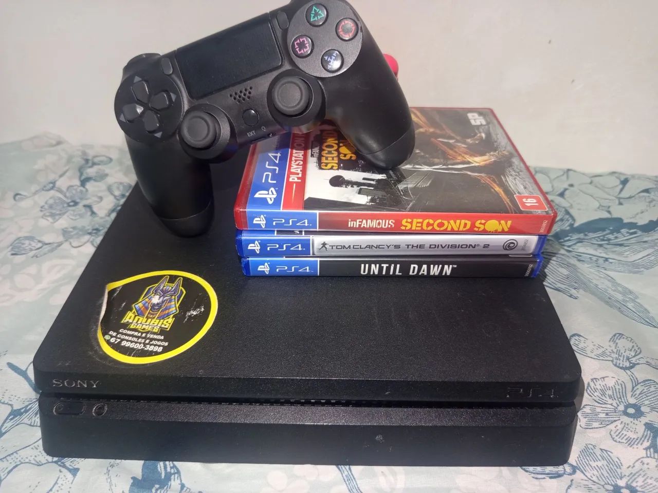 PS4 SLIM 1TB