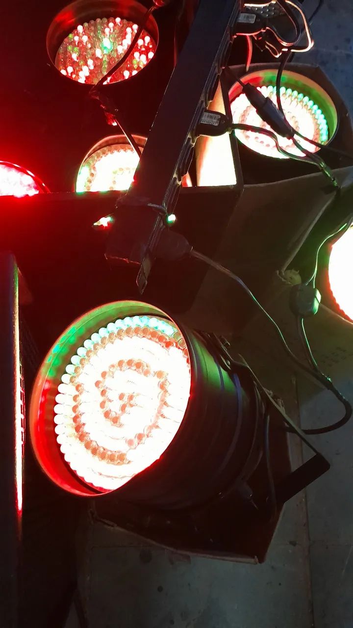 Iluminação canhão de luz 64 leds - Foto 5