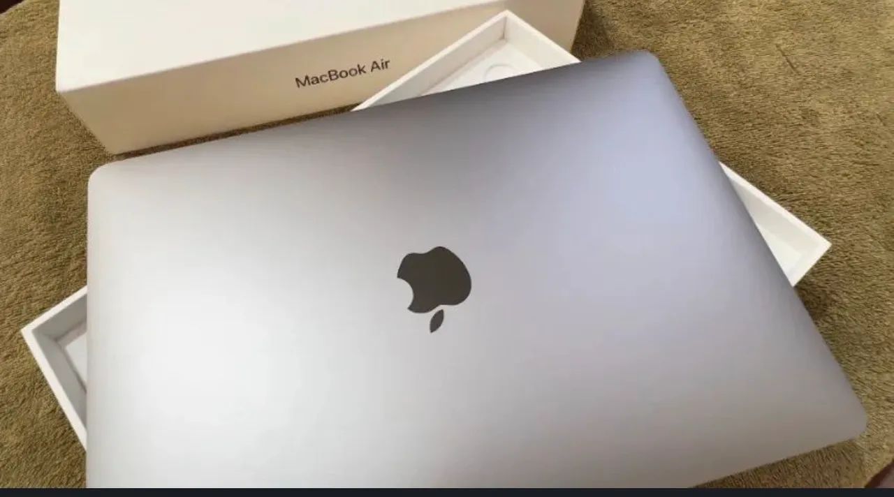 Macbook 13?  ? 2018 JA CM TOUCH 
