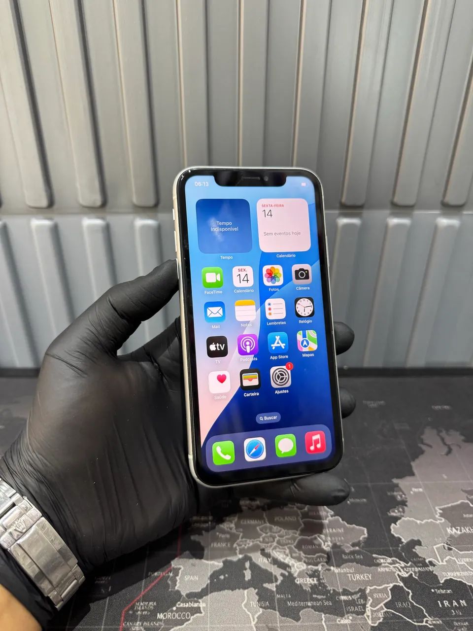 IPHONE XR 128GB BRANCO - Foto 2