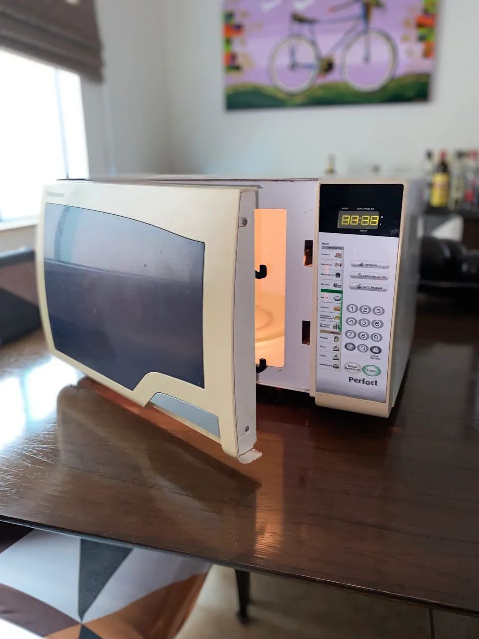 Microondas Panasonic - 25 litros 