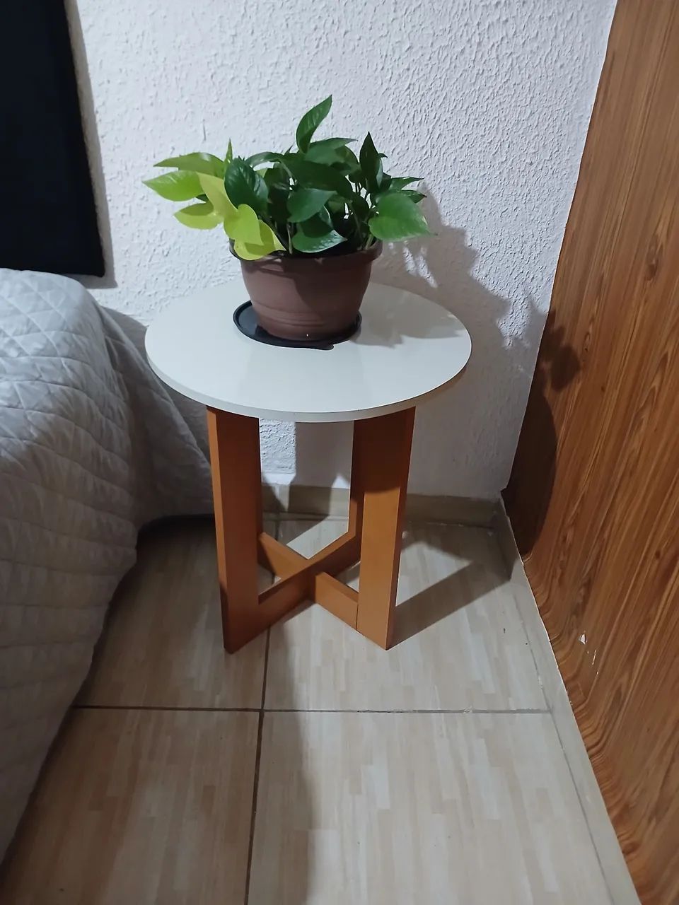Mesa de cabeceira