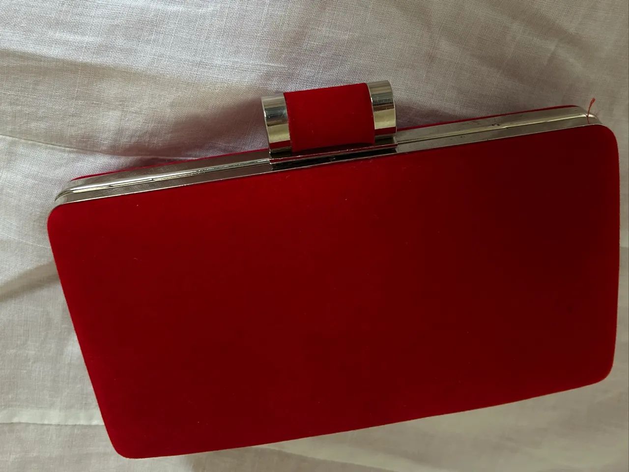 Bolsa clutch com acabamento em veludo - Foto 4