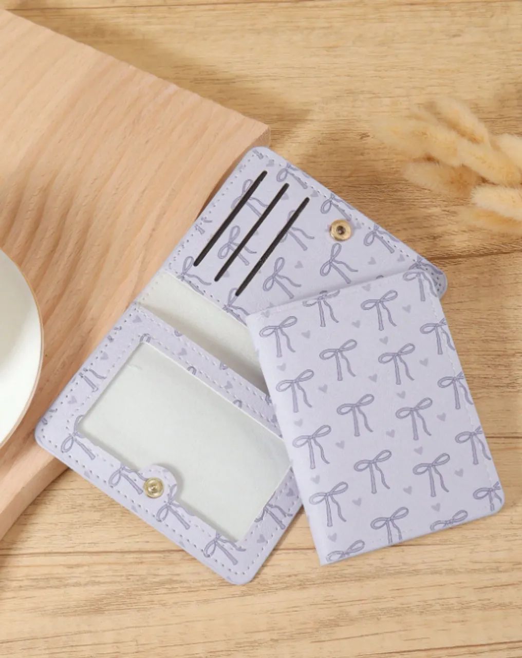 Carteira Mini com Laço Rosa e Estampa de Coração, Porta-Cartões Minimalista da Moda