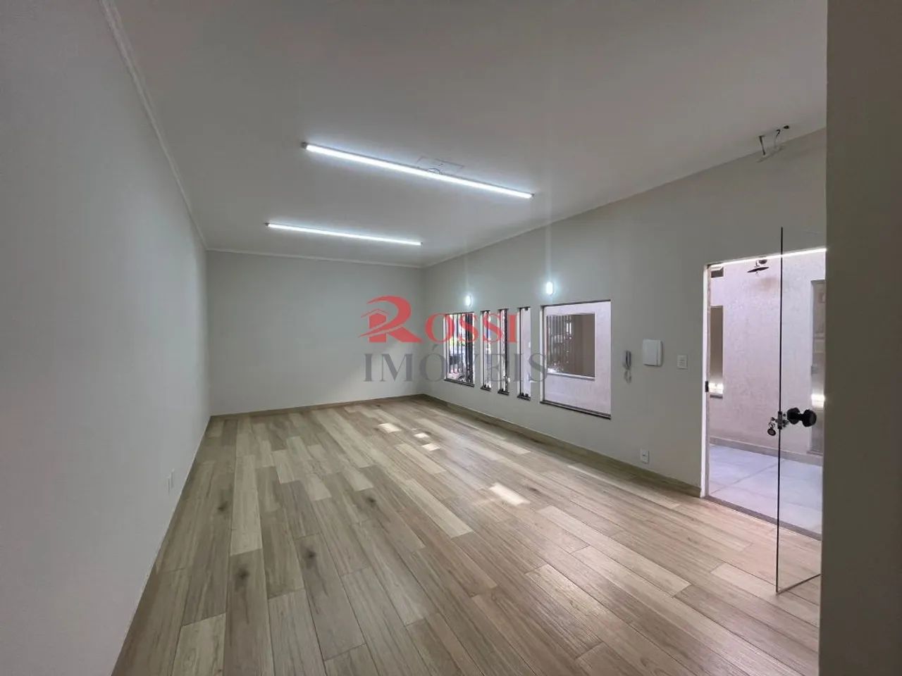 Sala comercial no Centro de Santa Gertrudes