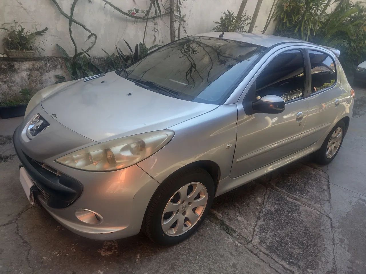 Peugeot 207 207 XR Sport 1.4 Flex 8V 5p 2011