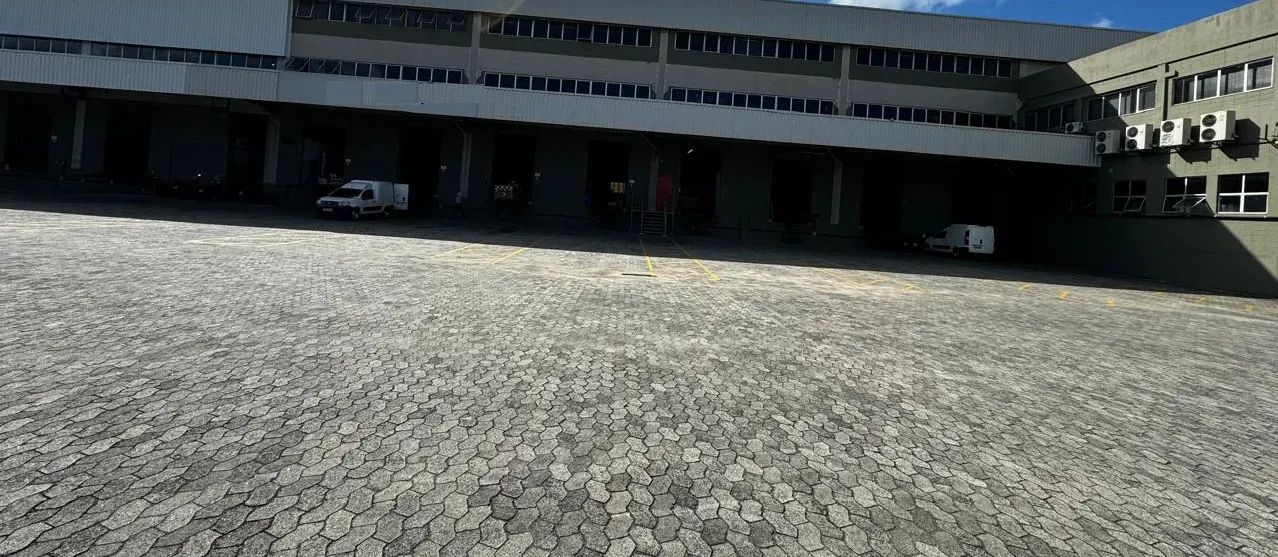 CONDOMÍNIO - Módulo com 2000 metros em Jardim Limoeiro com doca - Foto 2