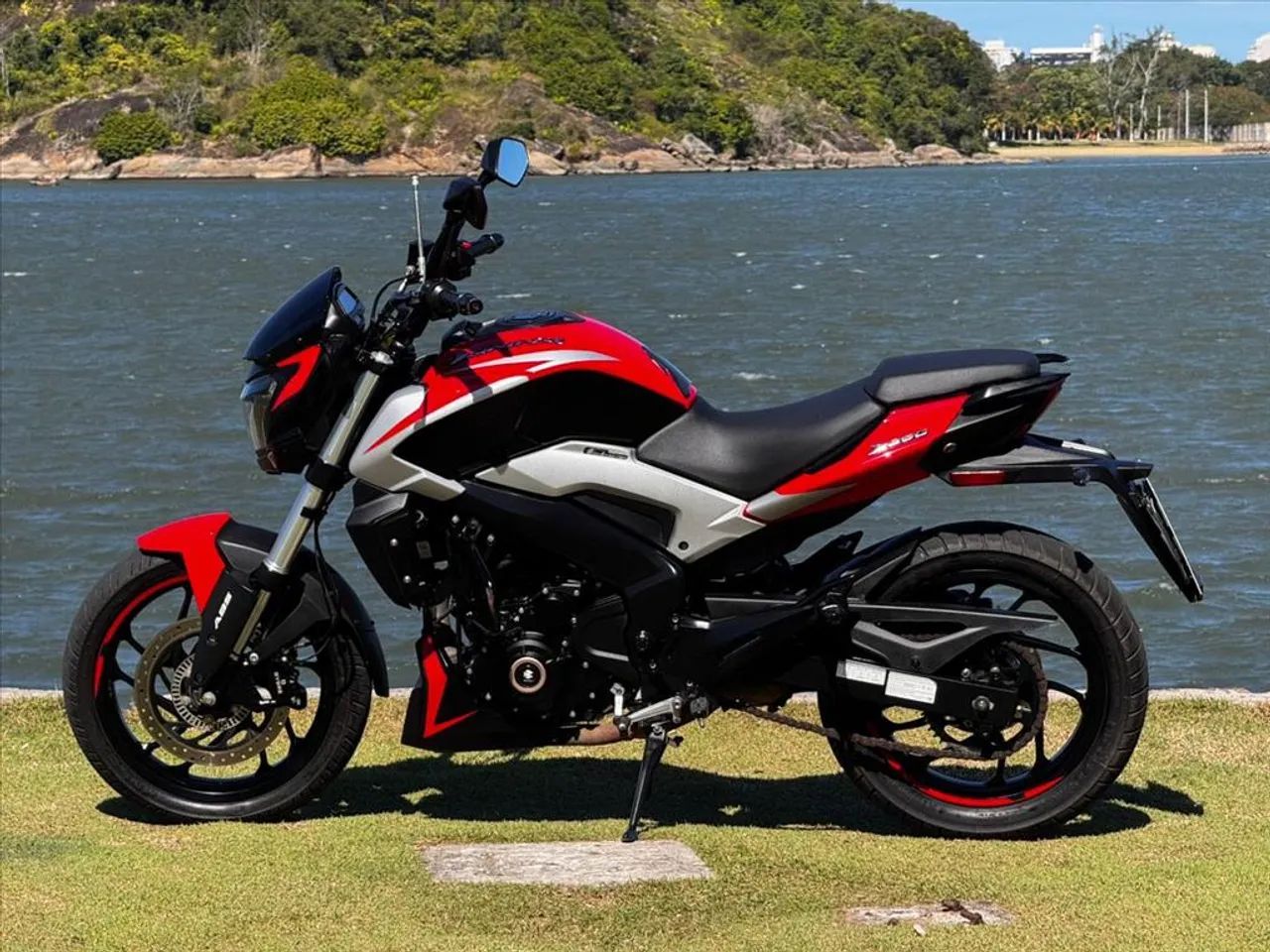 BAJAJ DOMINAR 250 - Foto 5